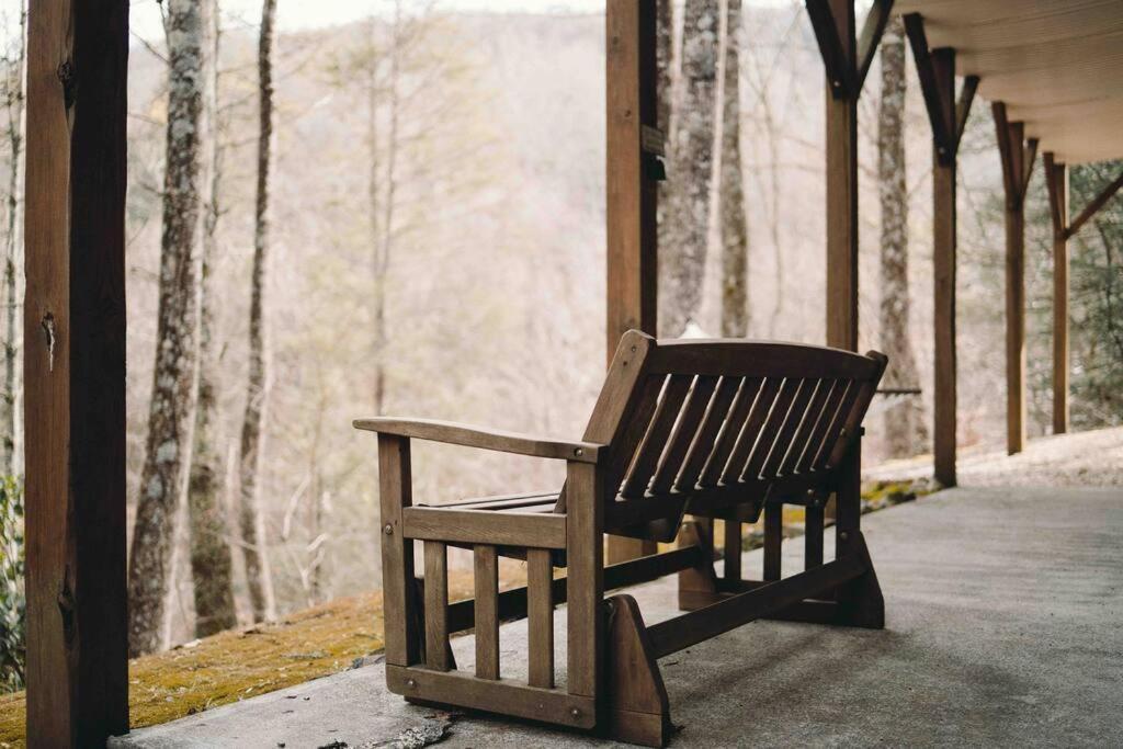 Serene & Cozy - Peaceful View - Fireplace - Creek Villa Fleetwood Exterior foto